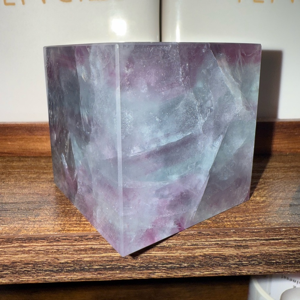 Fluorite cube - Picture 3 of 5